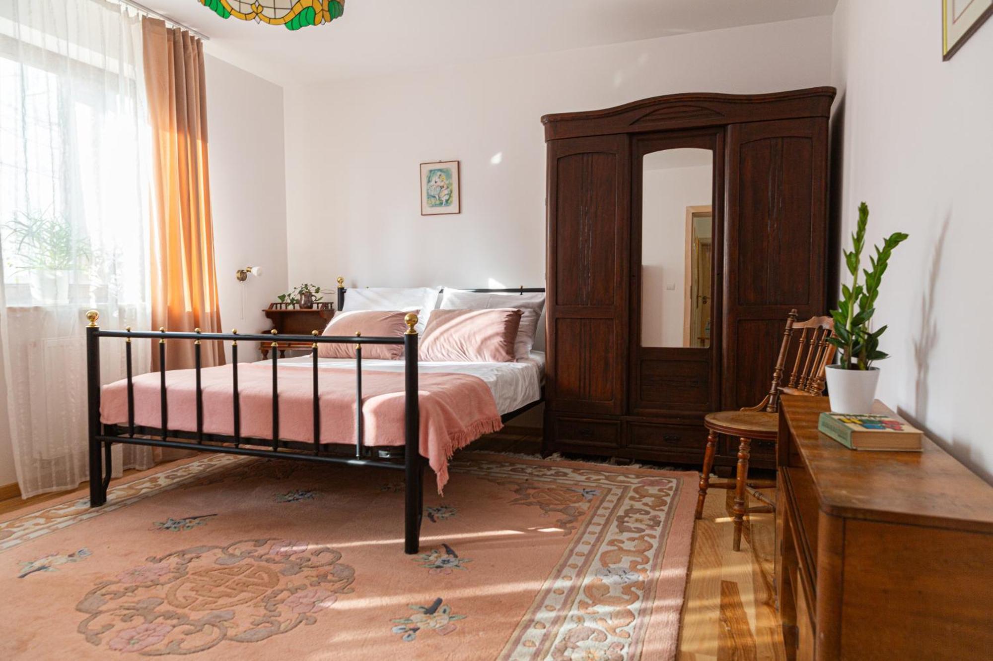 Pink Rose Suite Józefów Buitenkant foto
