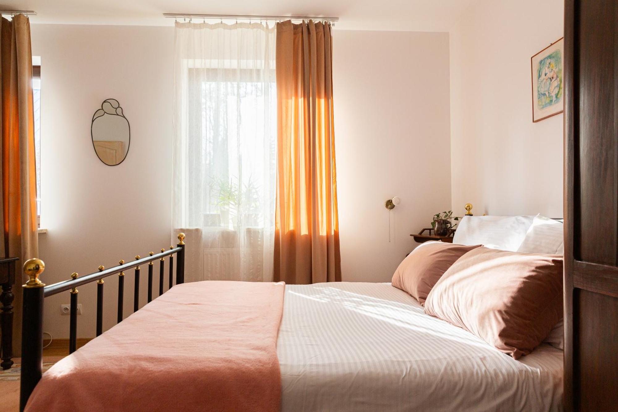 Pink Rose Suite Józefów Buitenkant foto
